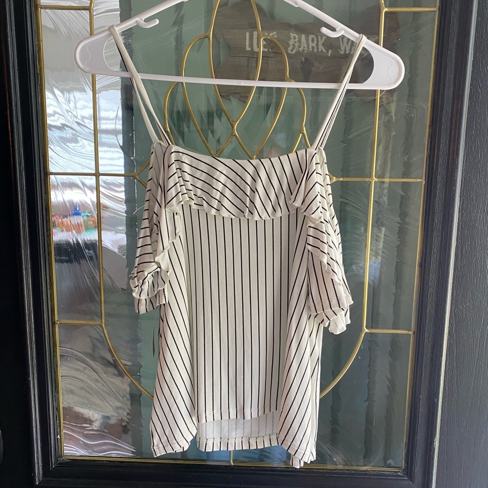 AMERICAN EAGLE SOFT AND SEXY TEE
